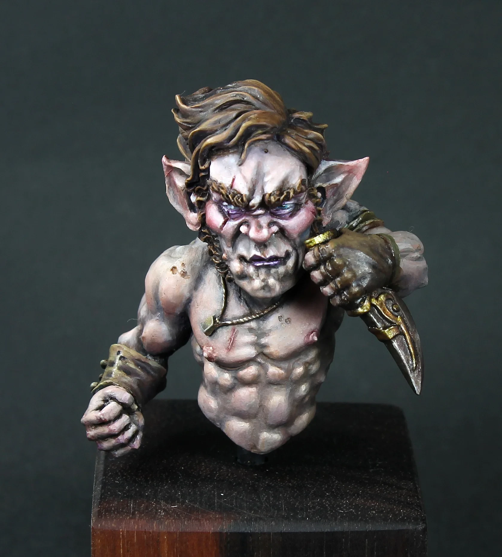 Casey Hastings - Gnome Bust.jpg